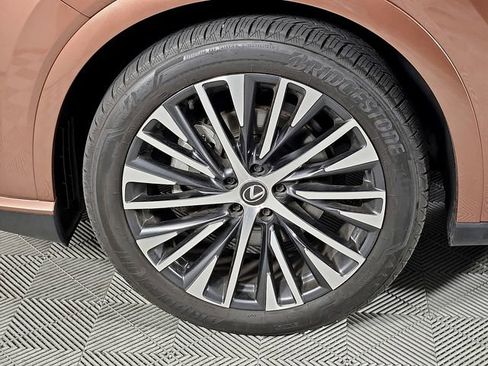 Used 2023 Lexus RX 350 Premium Plus w/ Cold Area Package AWD/4WD image 9