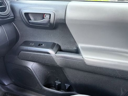 Used 2021 Toyota Tacoma SR image 32