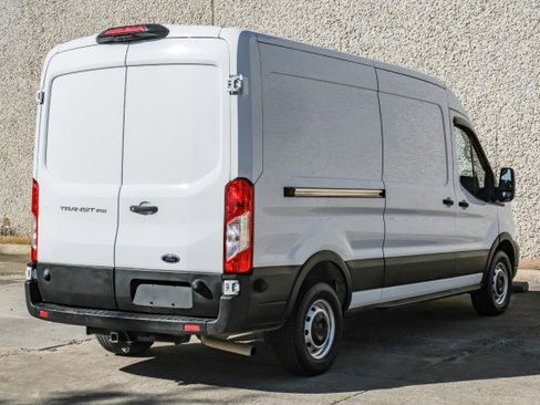 Used 2020 Ford Transit 250 Medium Roof image 10