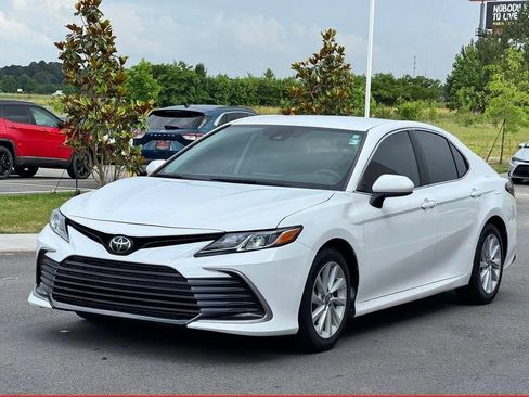 Used 2023 Toyota Camry LE FWD image 2