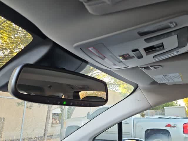 Used 2022 Toyota Sienna XLE FWD image 28