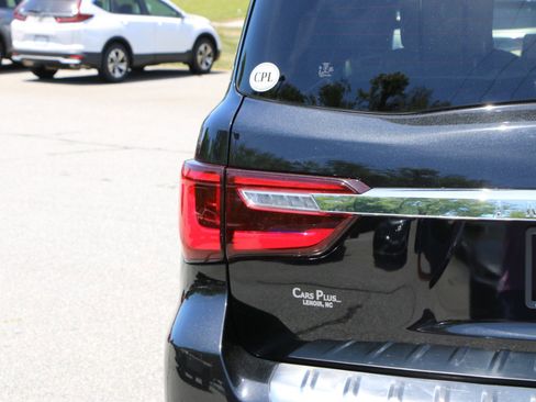 Used 2023 INFINITI QX80 Sensory w/ Cargo Package RWD image 6