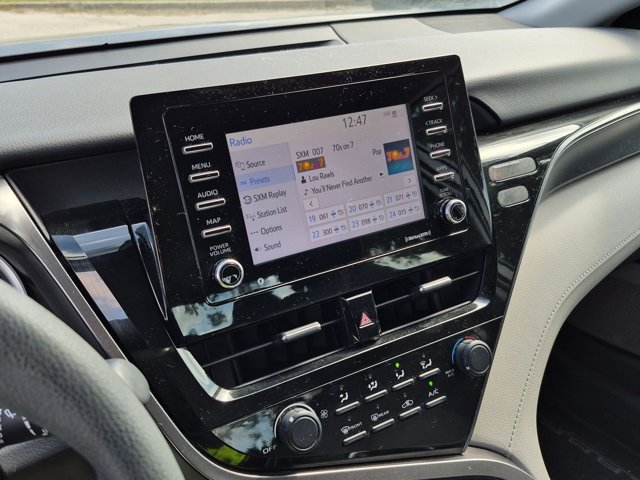 Used 2021 Toyota Camry LE FWD image 11