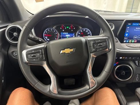 Used 2022 Chevrolet Blazer LT FWD image 22
