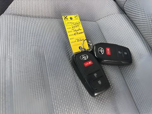 Used 2025 Toyota 4Runner TRD Sport image 34