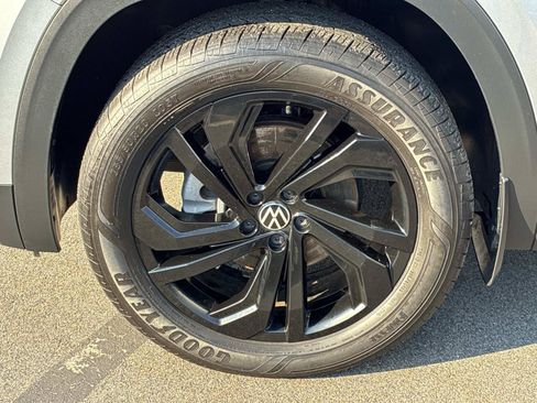 Certified 2023 Volkswagen Atlas SE AWD/4WD image 21