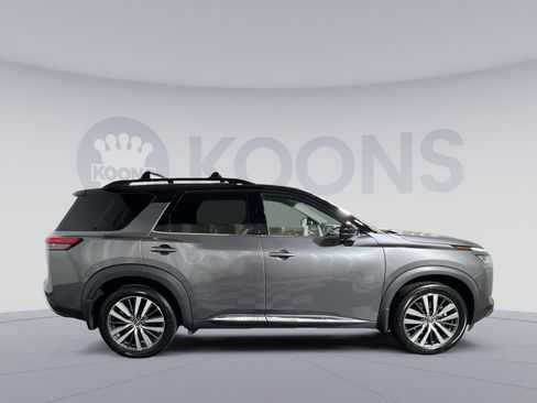 Used 2022 Nissan Pathfinder Platinum w/ Cargo Package image 8