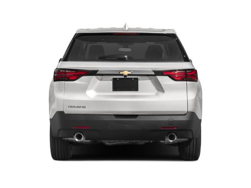Used 2023 Chevrolet Traverse LT w/ LPO, Floor Liner Package image 5