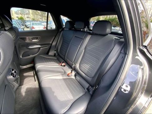 Used 2026 Mercedes-Benz GLC 300 4MATIC image 16