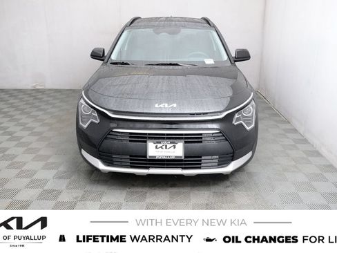 New 2026 Kia Niro LX FWD image 2