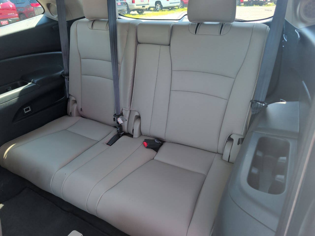 Used 2016 Honda Pilot Elite image 36