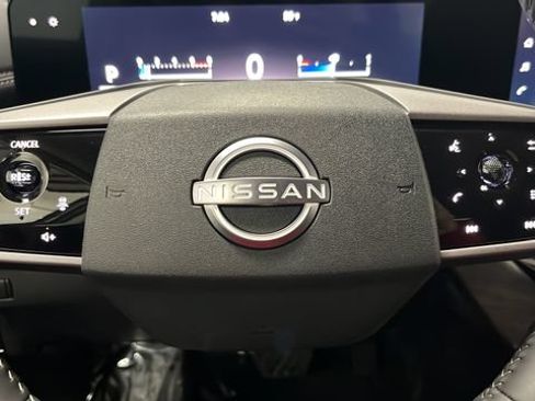 Used 2025 Nissan Murano SV AWD/4WD image 15