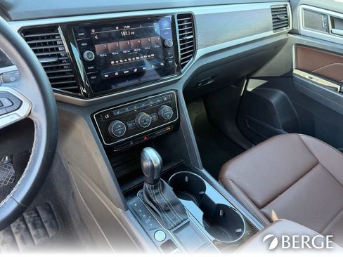Used 2023 Volkswagen Atlas SE image 27