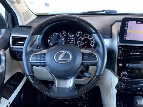 Used 2023 Lexus GX 460 Premium image 5