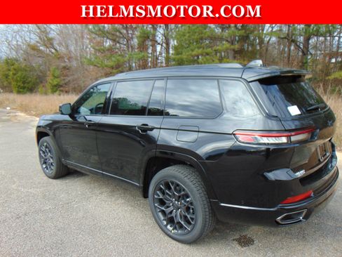 New 2025 Jeep Grand Cherokee L Summit w/ Advanced Protech Group IV AWD/4WD image 9
