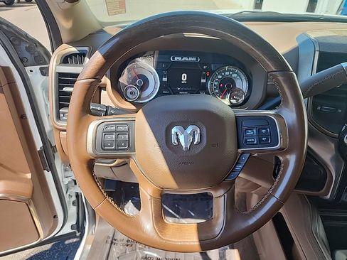 Used 2022 RAM 3500 Limited AWD/4WD image 12
