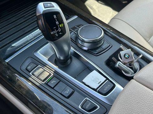 Used 2017 BMW X5 xDrive40e AWD/4WD image 19