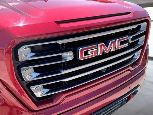 Used 2019 GMC Sierra 1500 AT4 w/ AT4 Premium Package AWD/4WD image 32