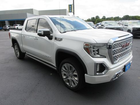Used 2020 GMC Sierra 1500 Denali w/ Denali Ultimate Package AWD/4WD image 7