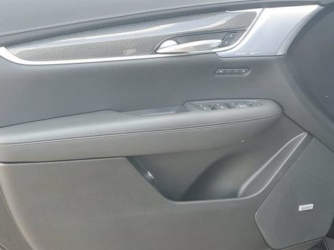 Certified 2024 Cadillac XT5 Sportv w/ Technology Package AWD/4WD image 22