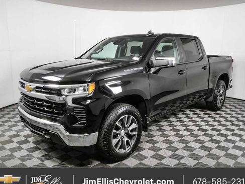 Used 2022 Chevrolet Silverado 1500 LT AWD/4WD image 23