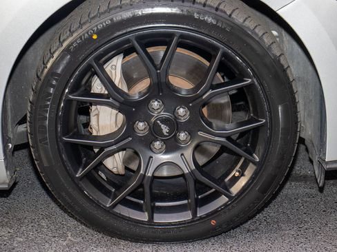 Used 2019 Ford Mustang Premium w/ Ecoboost Performance Package image 35