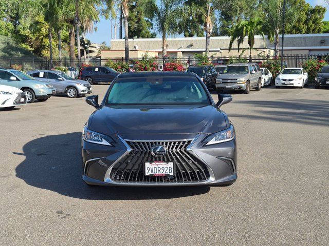 Used 2025 Lexus ES 350 w/ Premium Package FWD image 2