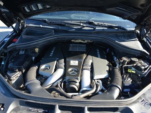 Used 2015 Mercedes-Benz ML 63 AMG 4MATIC image 44