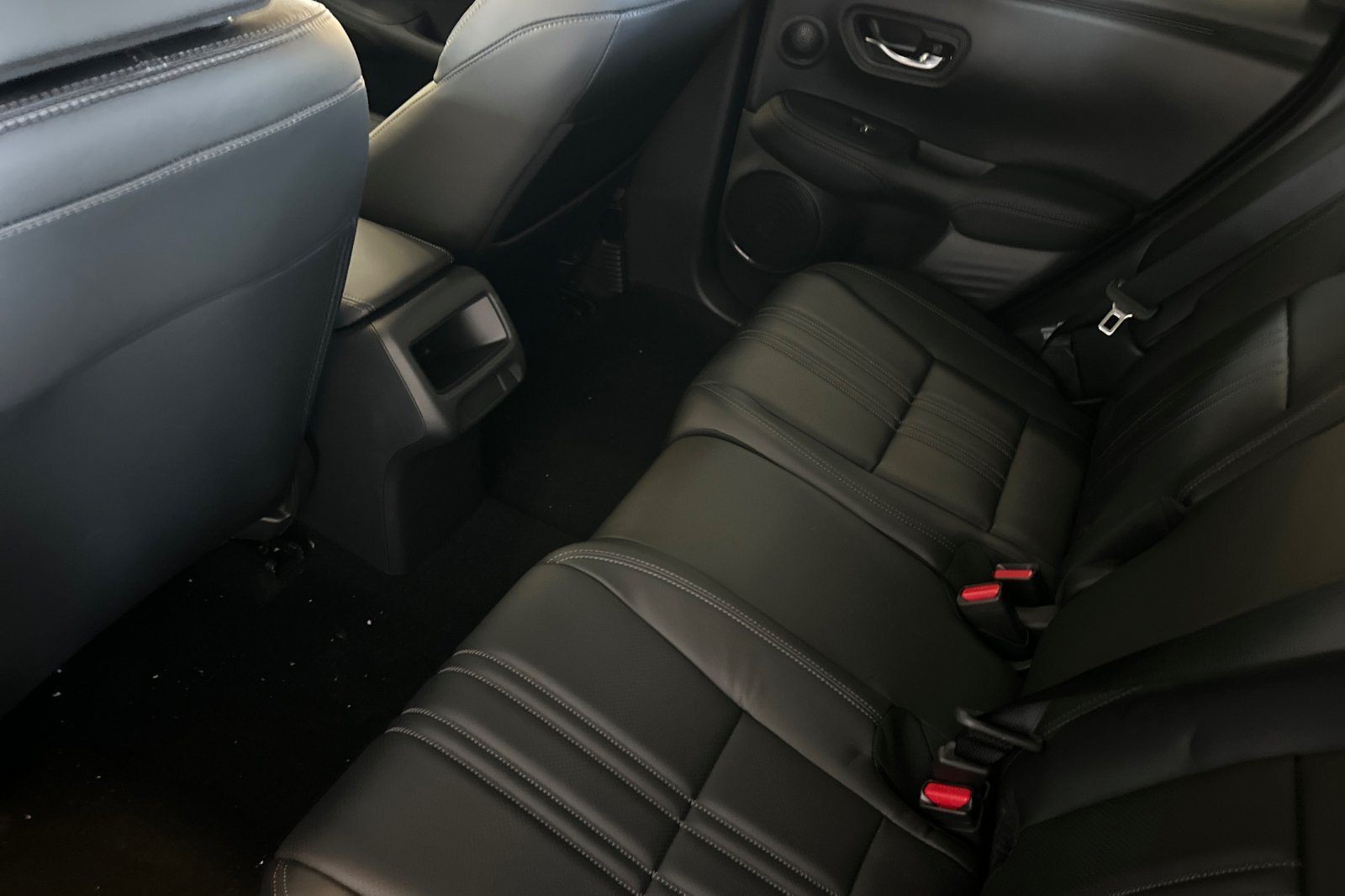 New 2027 Honda HR-V EX-L image 9