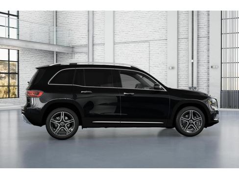 Used 2026 Mercedes-Benz GLB 250 image 16