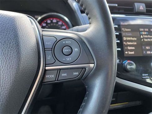 Used 2019 Toyota Camry XSE image 25