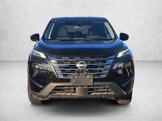 Used 2024 Nissan Rogue SV video 2