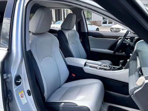 Used 2017 Lexus RX 350 FWD w/ Premium Package image 9