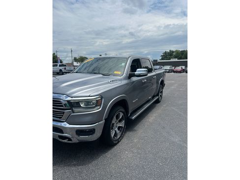 Used 2021 RAM 1500 Laramie RWD image 3