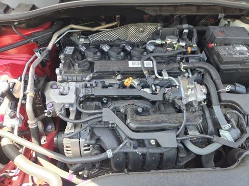 Used 2022 Toyota Corolla Cross L image 20