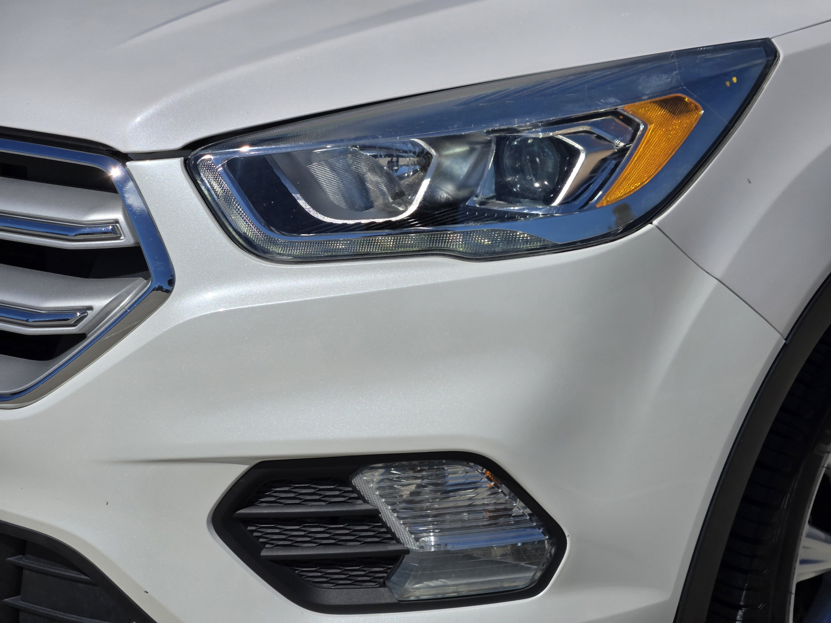 Used 2019 Ford Escape SEL FWD image 29