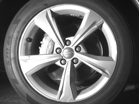 Used 2020 Audi Q5 2.0T Premium AWD/4WD image 11