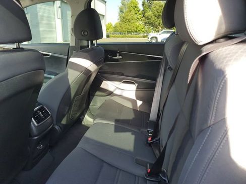 Used 2020 Kia Sorento L FWD image 10
