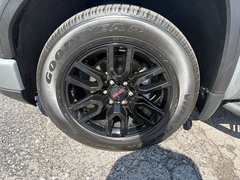 Used 2024 GMC Sierra 1500 Elevation AWD/4WD image 11