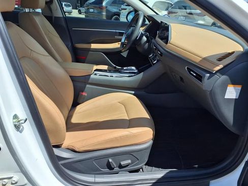 Used 2021 Hyundai Sonata Limited FWD image 19