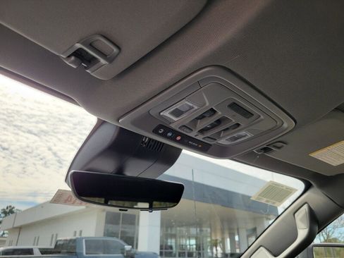 New 2026 GMC Sierra 3500 Denali w/ Denali Reserve Package image 24