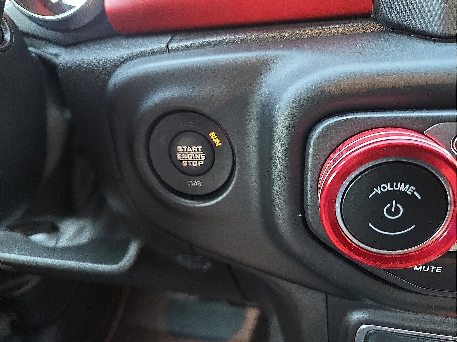 Used 2022 Jeep Gladiator Rubicon w/ LED Lighting Group AWD/4WD image 21