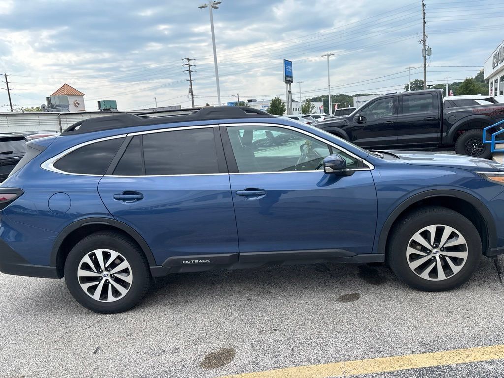 Used 2020 Subaru Outback Premium AWD/4WD image 7