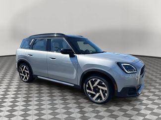 Certified 2025 MINI Cooper Countryman S video 1