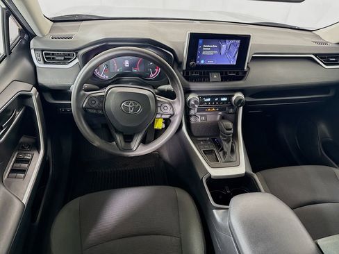 Used 2024 Toyota RAV4 LE FWD image 20