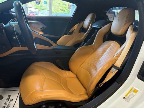 Used 2021 Chevrolet Corvette Stingray Preferred Cpe w/ Z51 Performance Package RWD image 18