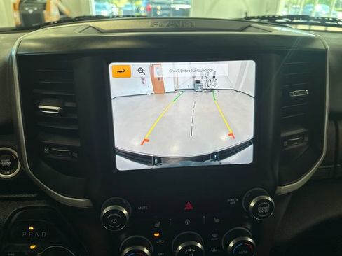 Used 2022 RAM 1500 Big Horn w/ Night Edition AWD/4WD image 18