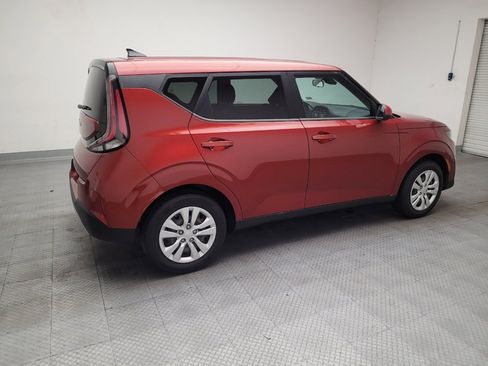 Used 2023 Kia Soul LX FWD image 10