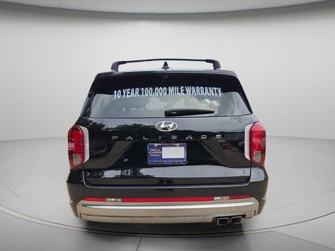 Used 2025 Hyundai Palisade Calligraphy FWD image 5