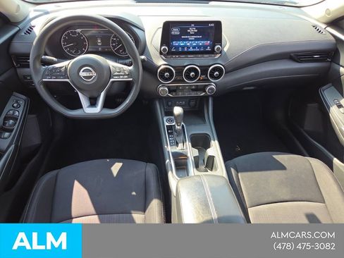 Used 2024 Nissan Sentra SV FWD image 9